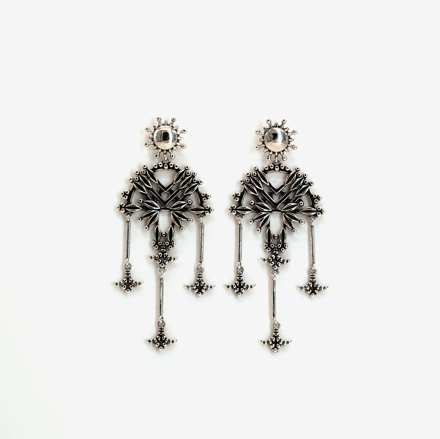 Boucles d'oreilles Mona argentée