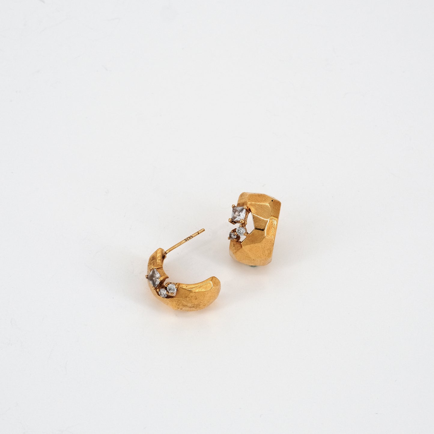 Li earrings