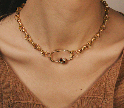 Collier Camélia doré