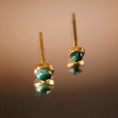 Single Malachite stone earrings