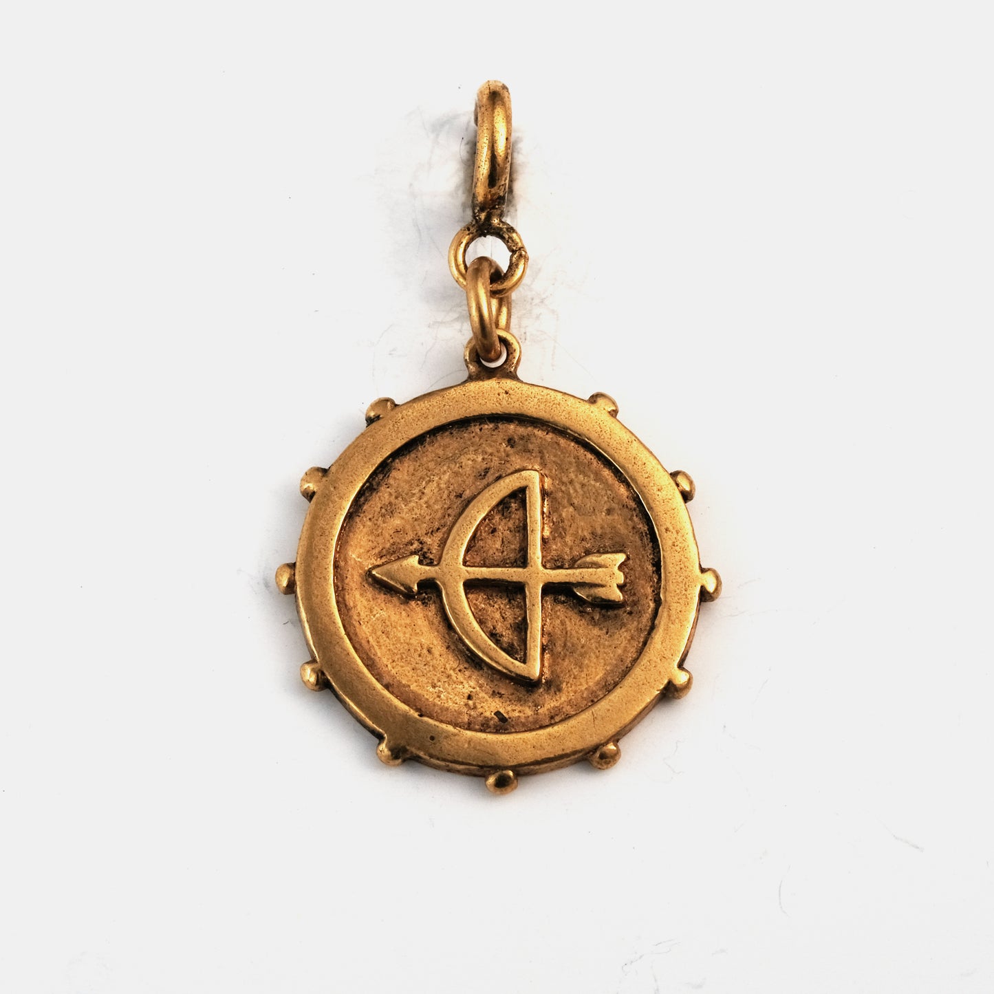 Bow pendant